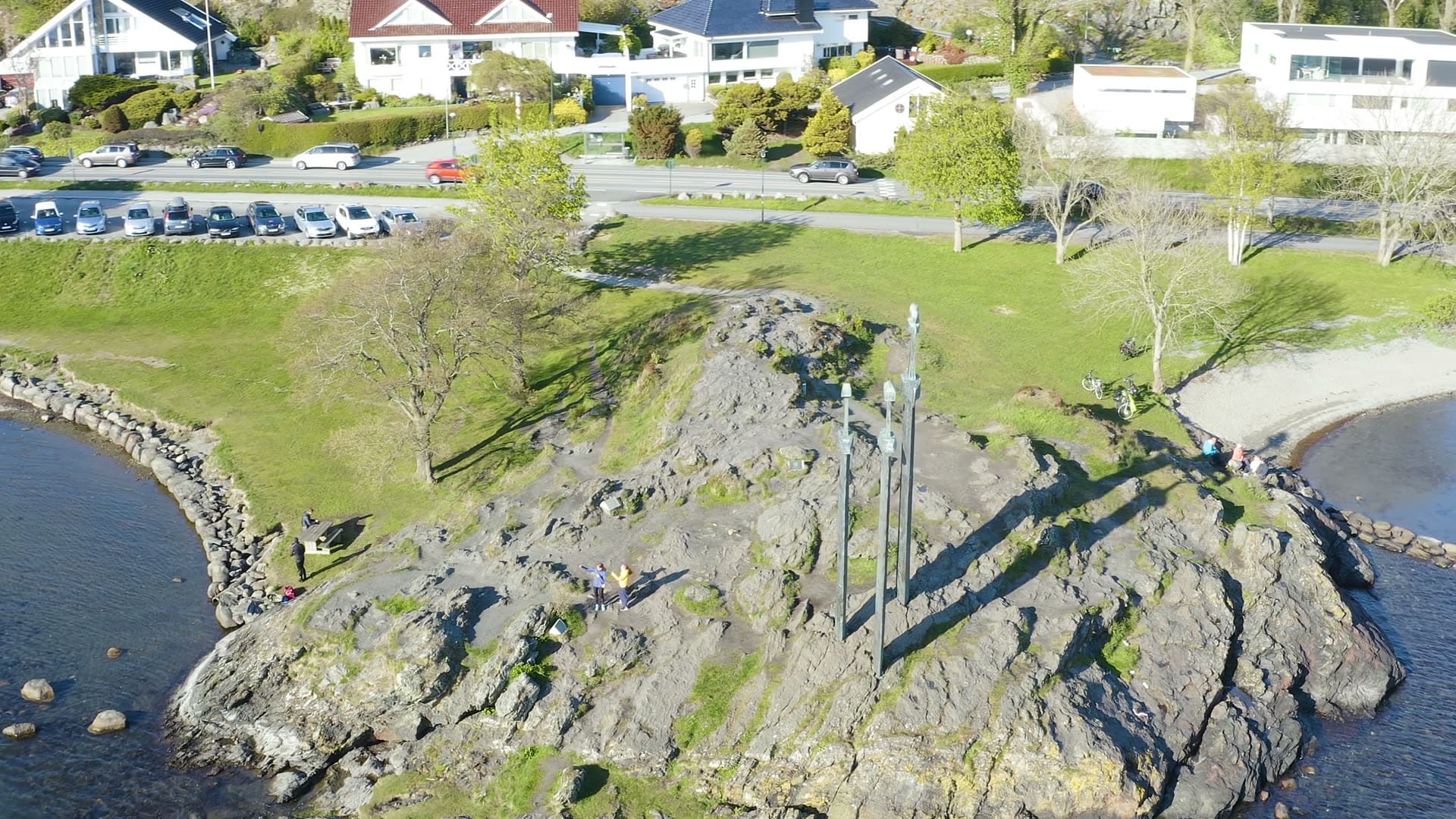 Memorial Three swords in stone on rocky coastal point, Sverd i fjell